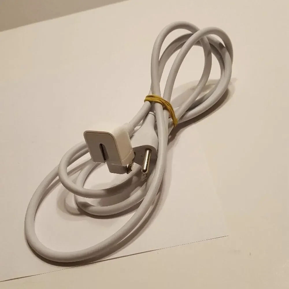Apple Volex APC7H 2.5A 125V AC Adapter Power Cord MacBook